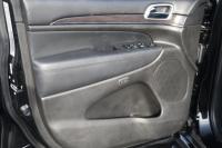 Used 2018 Jeep GRAND CHEROKEE OVERLAND 4X2 OVERLAND for sale Sold at Auto Collection in Murfreesboro TN 37129 52