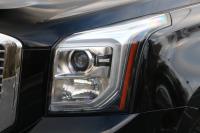 Used 2018 GMC YUKON DENALI 4WD W/Ultimate Pkg DENALI 4WD for sale Sold at Auto Collection in Murfreesboro TN 37129 10
