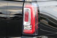 Used 2018 GMC YUKON DENALI 4WD W/Ultimate Pkg DENALI 4WD for sale Sold at Auto Collection in Murfreesboro TN 37129 14