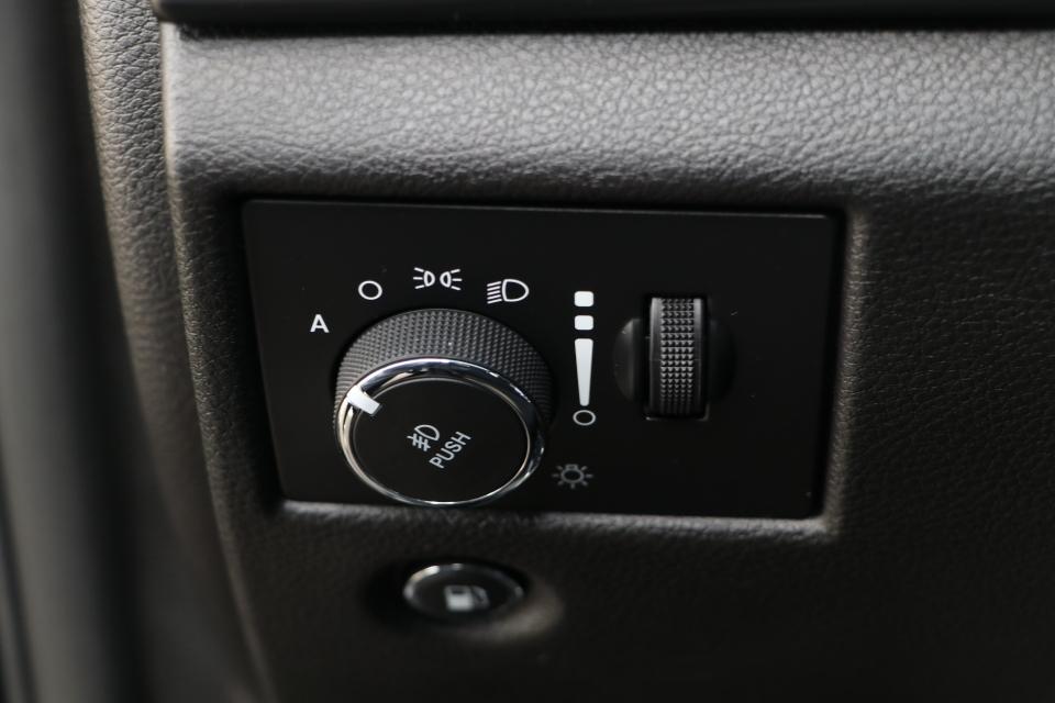 2019 Jeep Cherokee Interior Lights Wont Turn Off Matttroy