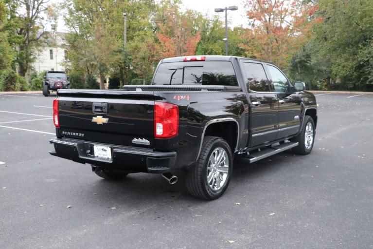 Used 2018 Chevrolet SILVERADO 1500 HIGH COUNTRY CREW CAB W/NAV HIGH COUNTRY CREW CAB SHORT BOX 4WD for sale Sold at Auto Collection in Murfreesboro TN 37130 3