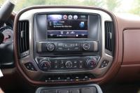 Used 2018 Chevrolet SILVERADO 1500 HIGH COUNTRY CREW CAB W/NAV HIGH COUNTRY CREW CAB SHORT BOX 4WD for sale Sold at Auto Collection in Murfreesboro TN 37129 71