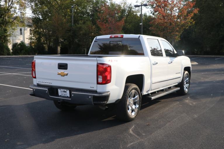 Used 2017 CHEVROLET SILVERADO 1500 LTZ W/1LZ CREW CAB 4X4 W/NAV LTZ w/1LZ for sale Sold at Auto Collection in Murfreesboro TN 37130 3