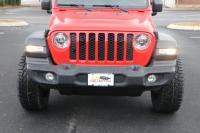 Used 2020 Jeep GLADIATOR Sport S 4x4 SPORT S for sale Sold at Auto Collection in Murfreesboro TN 37129 23