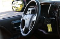 Used 2017 Chevrolet SILVERADO 1500 HIGH COUNTRY CREW CAB 4x4 W/NAV for sale Sold at Auto Collection in Murfreesboro TN 37130 38