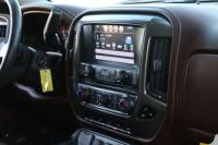 Used 2017 Chevrolet SILVERADO 1500 HIGH COUNTRY CREW CAB 4x4 W/NAV for sale Sold at Auto Collection in Murfreesboro TN 37130 39