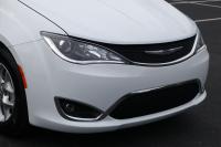 Used 2020 Chrysler PACIFICA Limited w/NAV for sale Sold at Auto Collection in Murfreesboro TN 37130 11