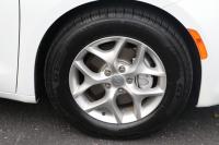 Used 2020 Chrysler PACIFICA Limited w/NAV for sale Sold at Auto Collection in Murfreesboro TN 37129 24
