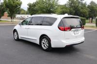 Used 2020 Chrysler PACIFICA Limited w/NAV for sale Sold at Auto Collection in Murfreesboro TN 37130 4