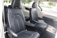 Used 2020 Chrysler PACIFICA Limited w/NAV for sale Sold at Auto Collection in Murfreesboro TN 37129 50