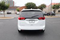Used 2020 Chrysler PACIFICA Limited w/NAV for sale Sold at Auto Collection in Murfreesboro TN 37130 6