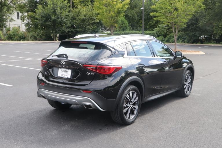 Used 2017 Infiniti QX30 Premium AWD W/NAV PREMIUM AWD for sale Sold at Auto Collection in Murfreesboro TN 37130 3