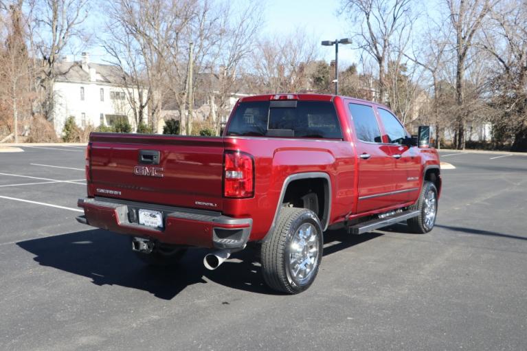 Used 2019 GMC SIERRA 2500HD DENALI DURAMAX 4WD W/NAV DENALI CREW CAB 4WD for sale Sold at Auto Collection in Murfreesboro TN 37130 3