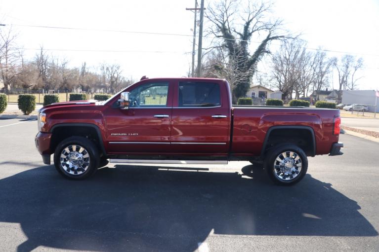 Used 2019 GMC SIERRA 2500HD DENALI DURAMAX 4WD W/NAV DENALI CREW CAB 4WD for sale Sold at Auto Collection in Murfreesboro TN 37130 7