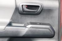 Used 2017 Toyota TACOMA SR5 Double Cab 4x2 SR5 DOUBLE CAB LONG BED I4 6AT 2WD for sale Sold at Auto Collection in Murfreesboro TN 37129 82