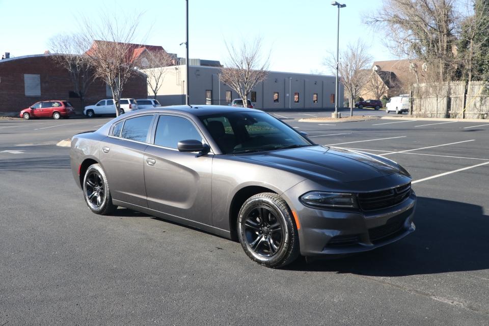 Used 2020 Dodge CHARGER SXT RWD W/HEATED SEATS SXT for sale Sold at Auto Collection in Murfreesboro TN 37129 1
