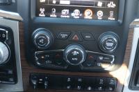 Used 2017 Ram RAM 1500 LARAMIE CREW CAB 4X4 W/NAV for sale Sold at Auto Collection in Murfreesboro TN 37129 60