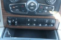 Used 2017 Ram RAM 1500 LARAMIE CREW CAB 4X4 W/NAV for sale Sold at Auto Collection in Murfreesboro TN 37129 61