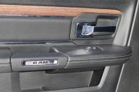 Used 2017 Ram RAM 1500 LARAMIE CREW CAB 4X4 W/NAV for sale Sold at Auto Collection in Murfreesboro TN 37130 88