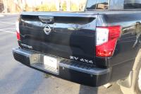 Used 2017 Nissan TITAN 4WD CREW CAB W/NAV SV CREW CAB 4WD for sale Sold at Auto Collection in Murfreesboro TN 37129 13