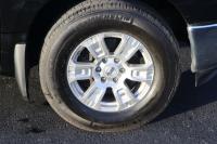 Used 2017 Nissan TITAN 4WD CREW CAB W/NAV SV CREW CAB 4WD for sale Sold at Auto Collection in Murfreesboro TN 37129 24