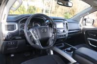 Used 2017 Nissan TITAN 4WD CREW CAB W/NAV SV CREW CAB 4WD for sale Sold at Auto Collection in Murfreesboro TN 37129 37
