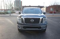 Used 2017 Nissan TITAN 4WD CREW CAB W/NAV SV CREW CAB 4WD for sale Sold at Auto Collection in Murfreesboro TN 37129 5