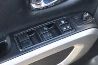 Used 2017 Nissan TITAN 4WD CREW CAB W/NAV SV CREW CAB 4WD for sale Sold at Auto Collection in Murfreesboro TN 37129 97