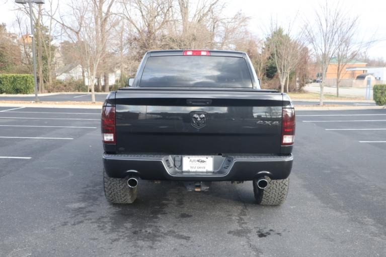Used 2017 RAM 1500 EXPRESS CREW CAB 4WD W/BACK UP CAM express for sale Sold at Auto Collection in Murfreesboro TN 37130 6