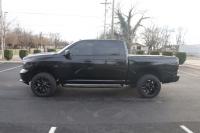 Used 2017 RAM 1500 EXPRESS CREW CAB 4WD W/BACK UP CAM express for sale Sold at Auto Collection in Murfreesboro TN 37129 7