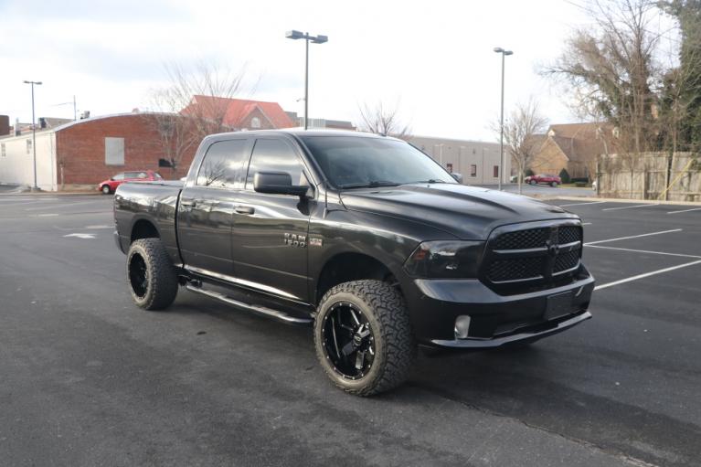 Used 2017 RAM 1500 EXPRESS CREW CAB 4WD W/BACK UP CAM express for sale Sold at Auto Collection in Murfreesboro TN 37130 1