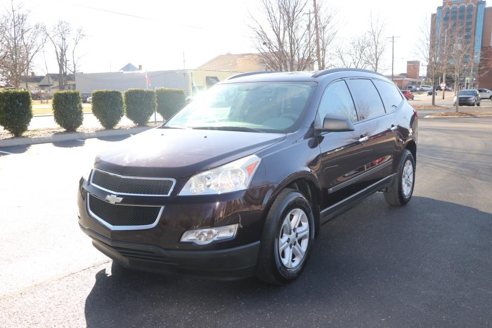 2009 Chevrolet Traverse Ls 2009 Chevrolet Traverse First Drive