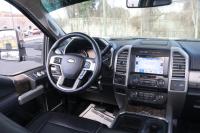 Used 2017 Ford F250 SUPER DUTY SRW LARIAT 160'' 4WD W/NAV LARIAT CREW CAB 4WD for sale Sold at Auto Collection in Murfreesboro TN 37129 43