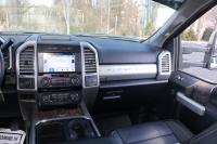 Used 2017 Ford F250 SUPER DUTY SRW LARIAT 160'' 4WD W/NAV LARIAT CREW CAB 4WD for sale Sold at Auto Collection in Murfreesboro TN 37129 44