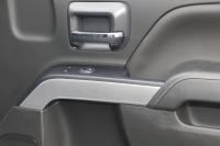 Used 2018 Chevrolet SILVERADO 1500 2LT Crew cab 4x4 for sale Sold at Auto Collection in Murfreesboro TN 37129 100
