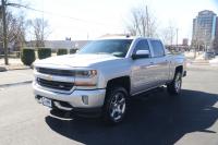 Used 2018 Chevrolet SILVERADO 1500 2LT Crew cab 4x4 for sale Sold at Auto Collection in Murfreesboro TN 37129 2