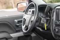 Used 2018 Chevrolet SILVERADO 1500 2LT Crew cab 4x4 for sale Sold at Auto Collection in Murfreesboro TN 37129 44
