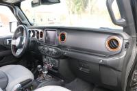 Used 2020 Jeep GLADIATOR MOJAVE 4X4 W/NAV MOJAVE for sale Sold at Auto Collection in Murfreesboro TN 37130 33