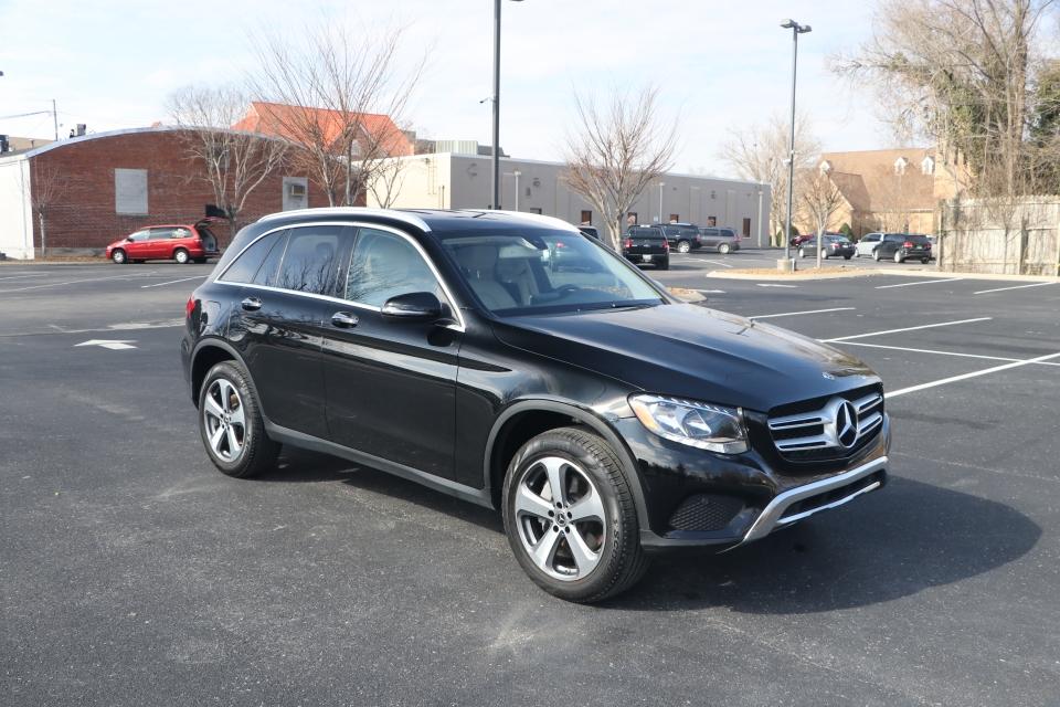 Used 2018 Mercedes-Benz GLC 300 PREMIUM RWD W/NAV for sale Sold at Auto Collection in Murfreesboro TN 37129 1