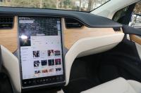 Used 2018 Tesla MODEL X 75D DUAL MOTOR AWD AUTO PILOT W/NAV for sale Sold at Auto Collection in Murfreesboro TN 37129 75