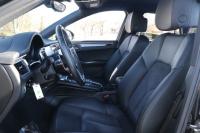 Used 2018 Porsche MACAN AWD W/NAV for sale Sold at Auto Collection in Murfreesboro TN 37129 31