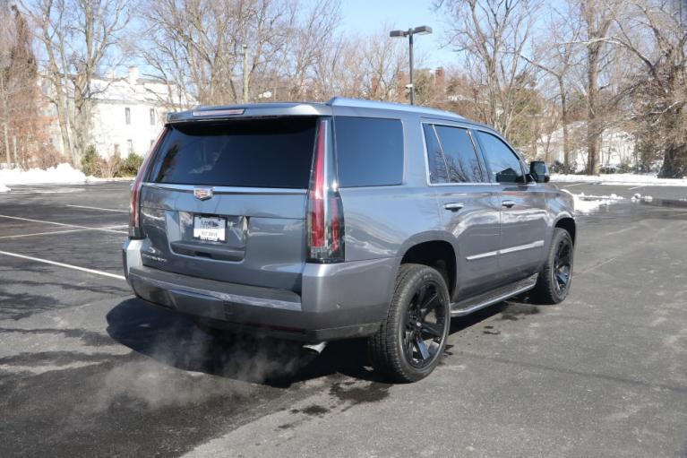 Used 2018 Cadillac ESCALADE LUXURY 2WD W/NAV TV/DVD for sale Sold at Auto Collection in Murfreesboro TN 37130 3