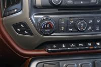 Used 2017 Chevrolet SILVERADO 2500 HD HIGH COUNTRY DURAMAX W/NAV for sale Sold at Auto Collection in Murfreesboro TN 37129 49