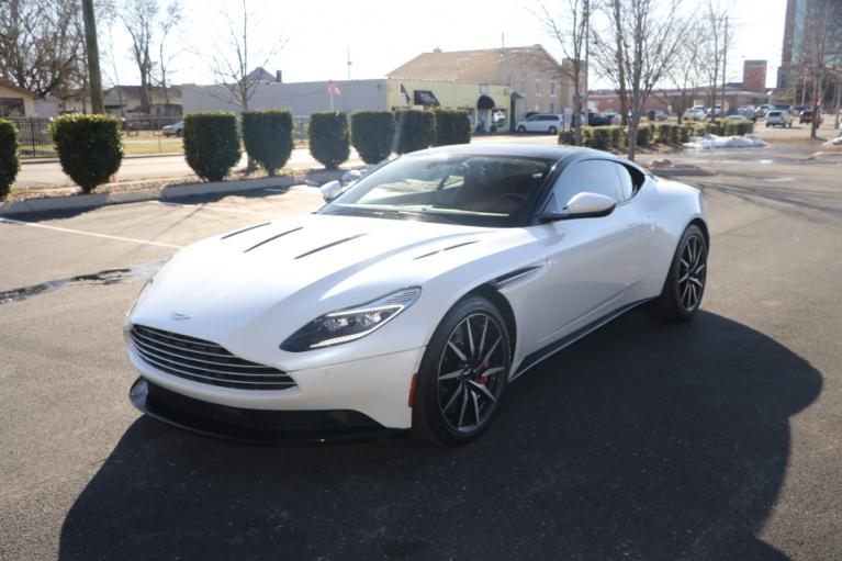 Used 2017 Aston Martin DB11 V12 COUPE RWD W/NAV for sale $144,950 at Auto Collection in Murfreesboro TN 37130 2