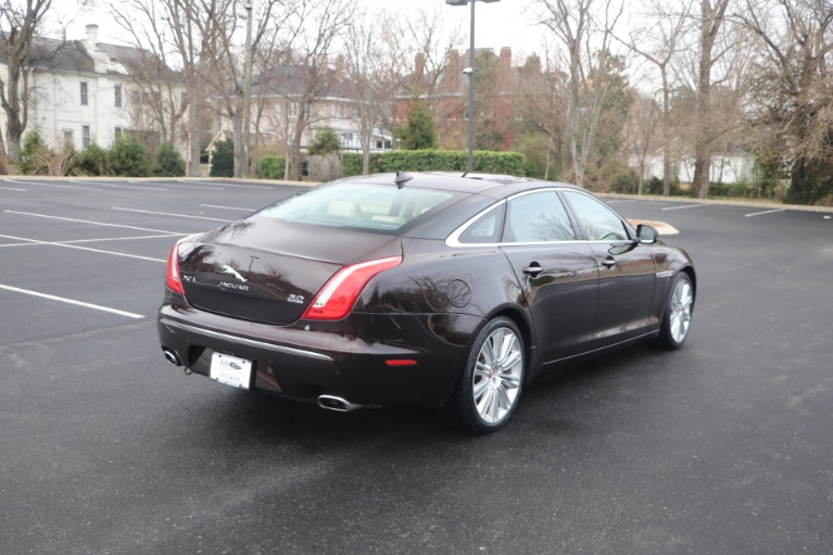Used 2015 JAGUAR XJ PORTFOLIO PREMIUM EDITION W/NAV for sale Sold at Auto Collection in Murfreesboro TN 37130 3