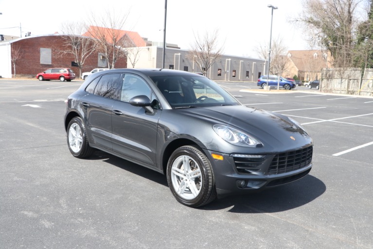 Used 2017 Porsche MACAN S PREMIUM PLUS W/NAV for sale $43,500 at Auto Collection in Murfreesboro TN 37130 1