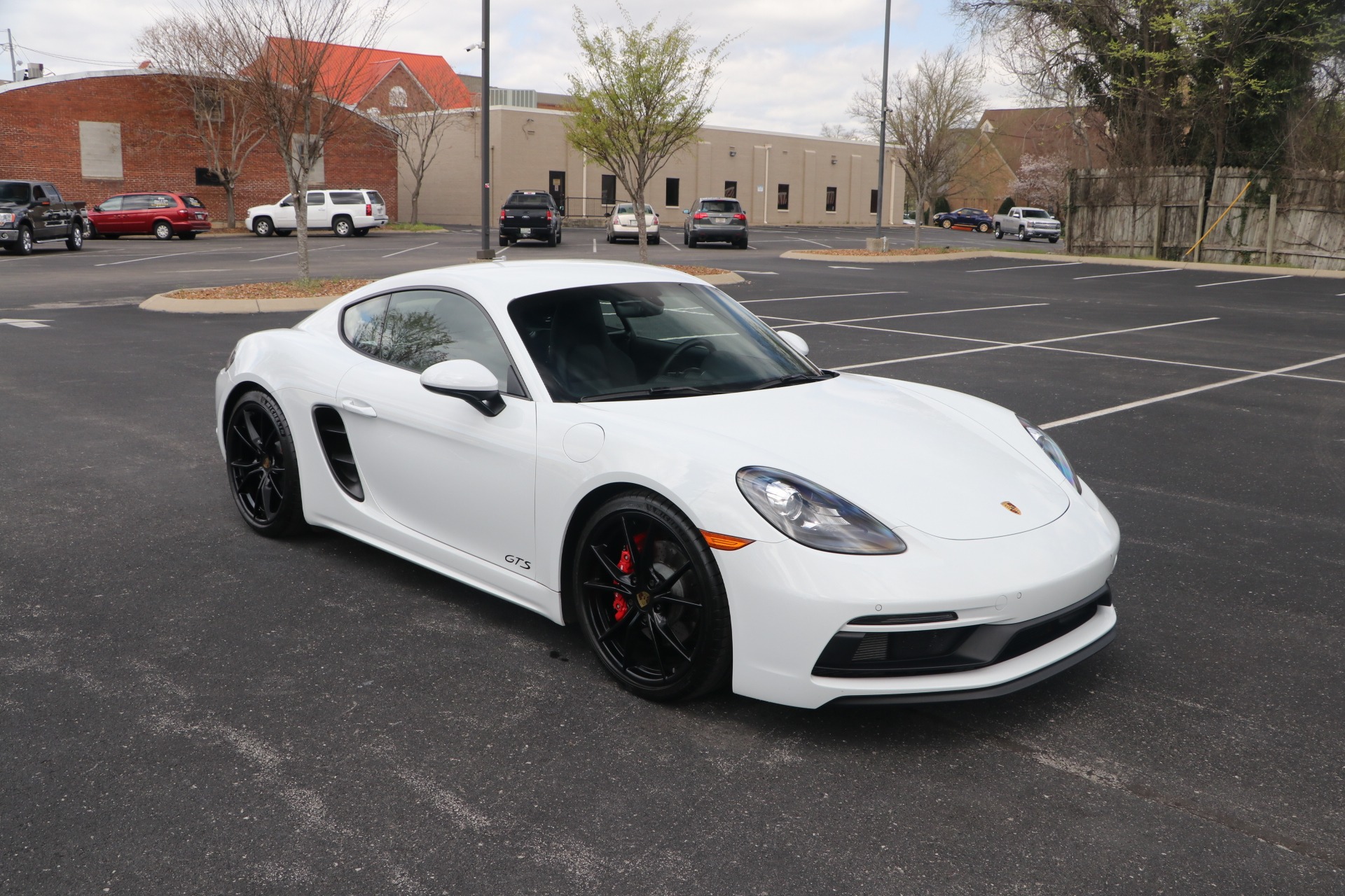 Used 2018 Porsche 718 Cayman GTS W/NAV for sale Sold at Auto Collection in Murfreesboro TN 37130 1