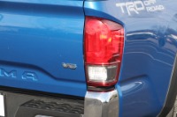 Used 2017 Toyota Tacoma TRD OFFROAD 4X2 for sale Sold at Auto Collection in Murfreesboro TN 37130 15