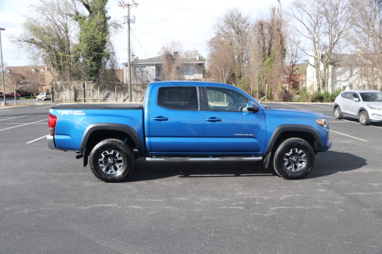 Used 2017 Toyota Tacoma TRD OFFROAD 4X2 for sale Sold at Auto Collection in Murfreesboro TN 37130 8