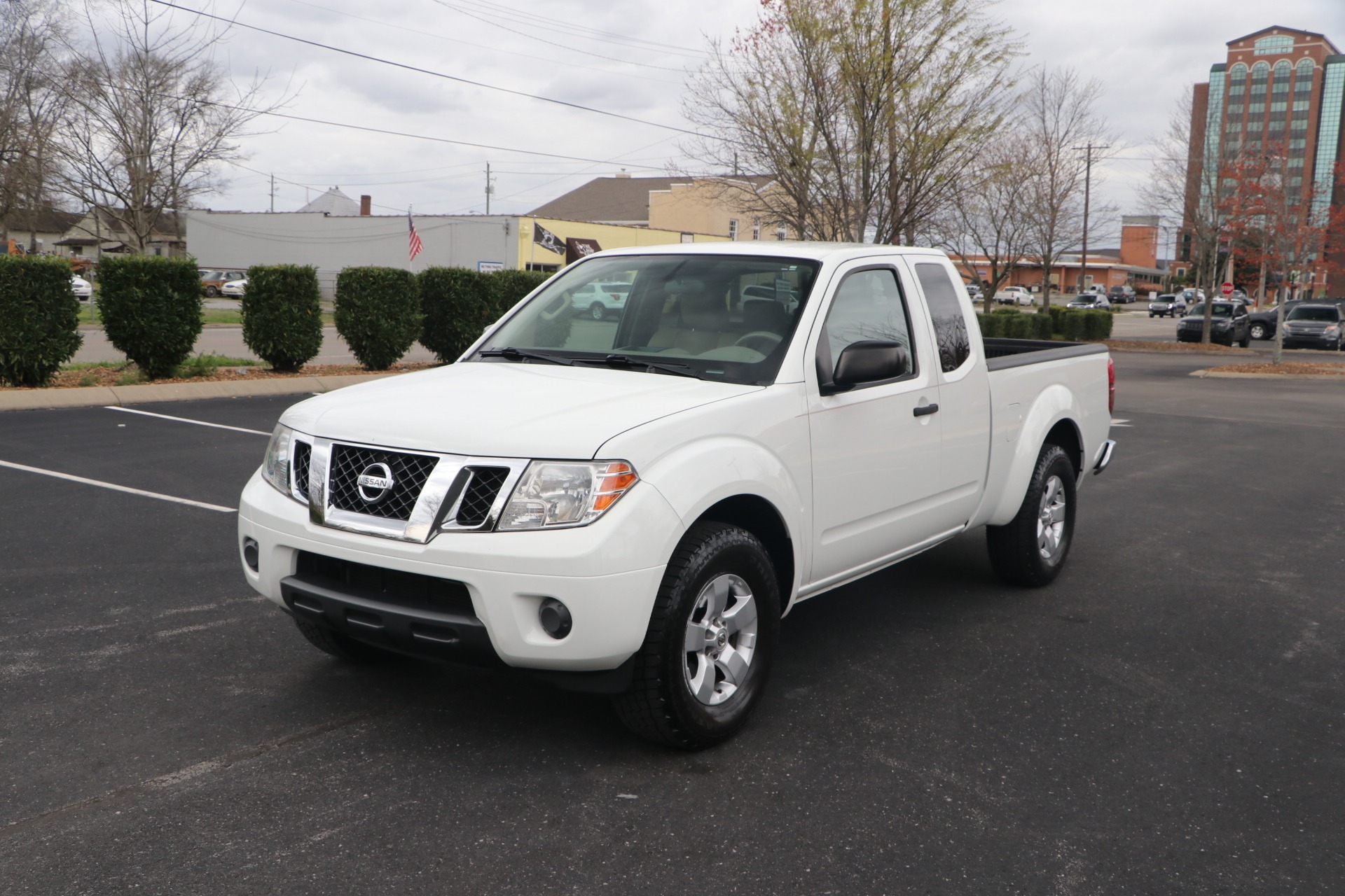 Used 2012 Nissan Frontier KING CAB SV for sale Sold at Auto Collection in Murfreesboro TN 37130 1